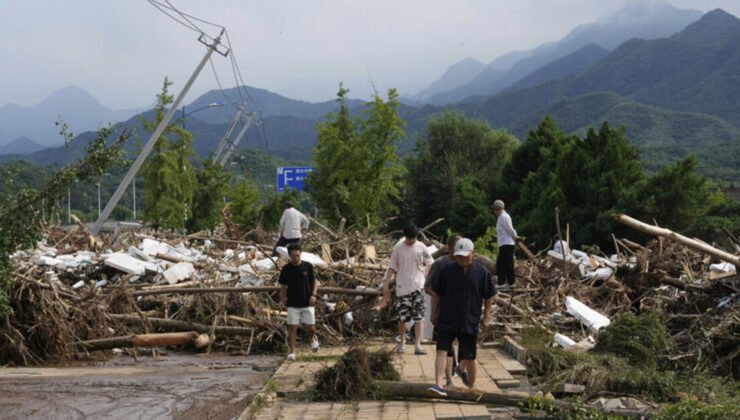 Çin sel felaketiyle mücadele ediyor: En az 60 kişi öldü