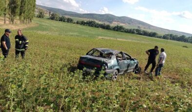 Çorum’da Otomobilin Tarlaya Uçtuğu Kazada 1 Yaralı