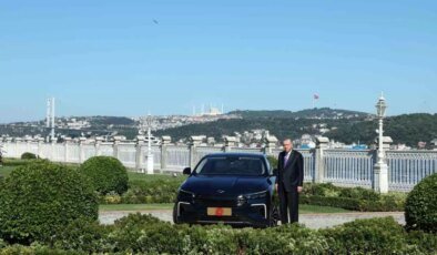 Cumhurbaşkanı Erdoğan, Togg’un yeni modeli T10F’yi test etti