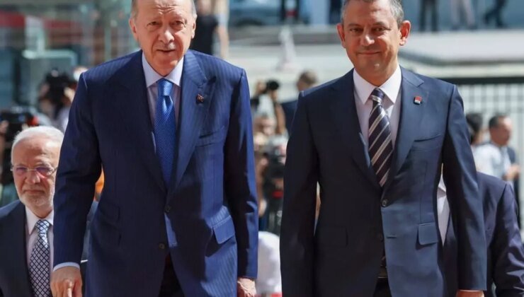 Cumhurbaşkanı Erdoğan’dan CHP lideri Özel’e: Ümmetin birliğini savunmak ne zamandan beri suç oldu?