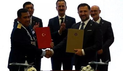 Cumhuriyet tarihinin en büyük savunma ihracatı: 48 adet KAAN için imzalar atıldı
