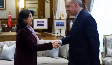 DEM Parti’li Pervin Buldan’dan Cumhurbaşkanı Erdoğan’a teşekkür telefonu