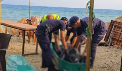Denizde dalgalara kapılarak boğuldu