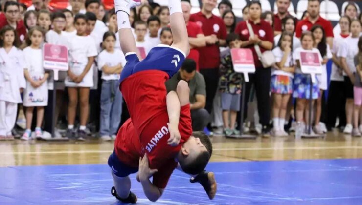 Denizli’de Ücretsiz GSB Spor Okulları Yaz Kursları Başladı