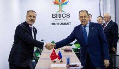 Dışişleri Bakanı Hakan Fidan, BRICS Zirvesi’nde Lavrov ile Görüştü