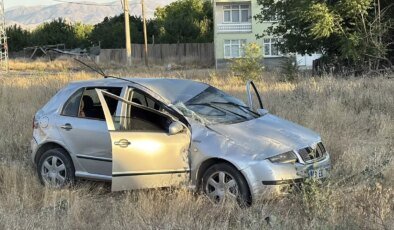 Elazığ’da devrilen otomobildeki 5 kişi yaralandı