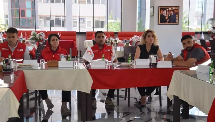 Engelli Bireylerle Doğru İletişim Konferansı Düzenlendi