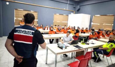 Eskişehir’de Jandarma Çalışanlara Kadına Şiddet ve Güvenlik Semineri Düzenledi