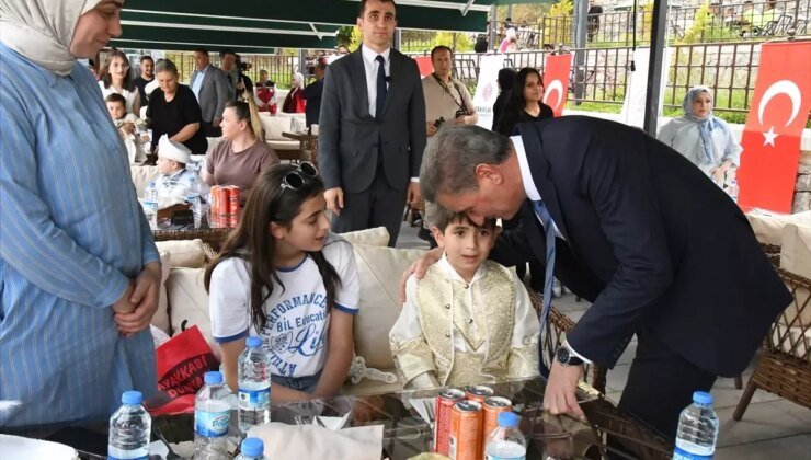 Gümüşhane’de 22 Çocuk İçin Sünnet Töreni Düzenlendi