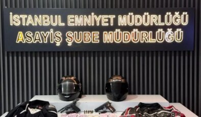 Işıklarda Bekleyen Aracın İçindeki Para Çantası Gasbedildi, 3 Şüpheli Tutuklandı