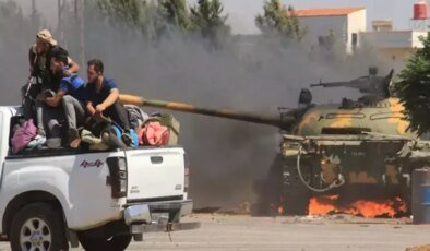 İsrail, silahlı çatışmalara müdahaleye giden Suriye ordusuna ait tankları vurdu