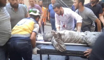 İsrail’in Şam’a düzenlediği saldırıda yaralılara müdahale anları ortaya çıktı