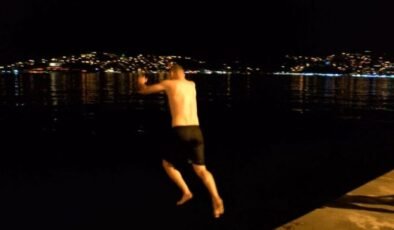 İstanbul’da sıcaktan bunalanlar gece denize girdi