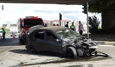 Kastamonu’da Minibüs ve Otomobil Çarpıştı: 4 Yaralı