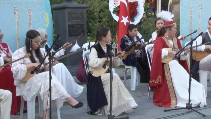 Kazakistan’dan İstanbul’da Ulusal Dombra Günü Kutlaması