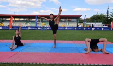 Kırşehir’de Yaz Spor Okulları Açıldı
