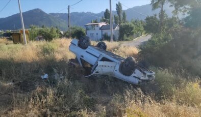 Konya’da Şarampole Devrilen Otomobilde 4 Kişi Yaralandı