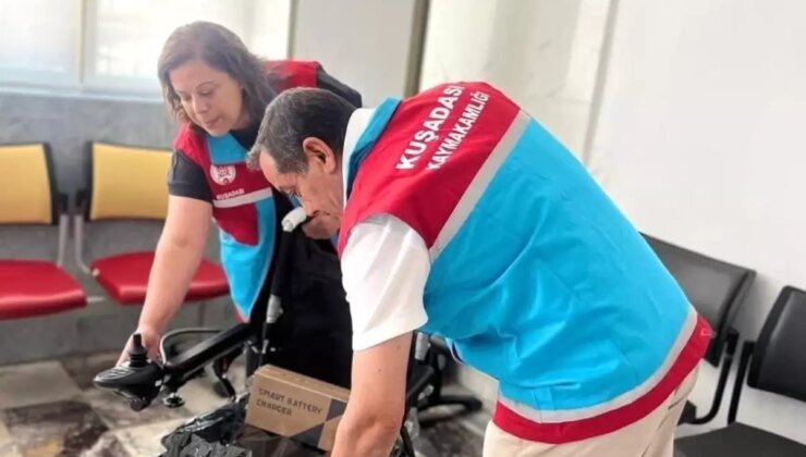 Kuşadası’nda İhtiyaç Sahiplerine 10 Akülü Tekerlekli Sandalye Bağışı