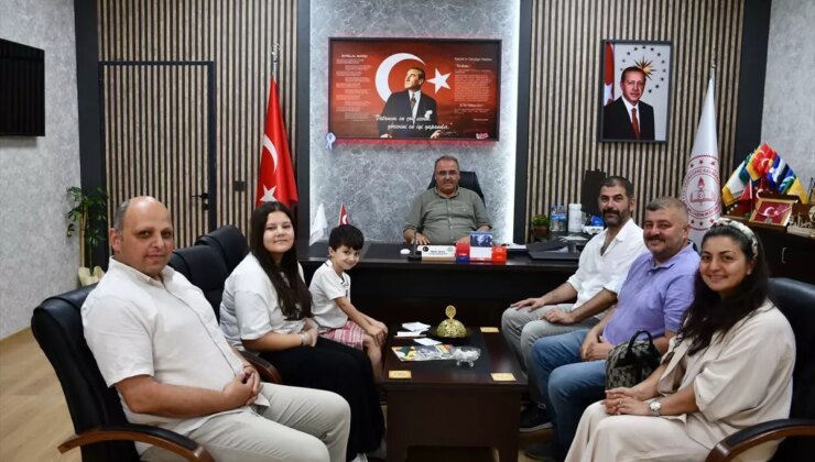 LGS’de Tam Puan Alan Asya Deniz Karakuş’tan Kaymakam’a Ziyaret