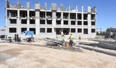 Malatya’da 81 Mesleki ve Teknik Anadolu Lisesi Projesi Kapsamında Yeni Okul İnşaatı Devam Ediyor