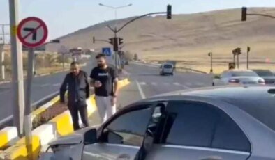 Mardin’de Trafik Kazası: 2 Yaralı