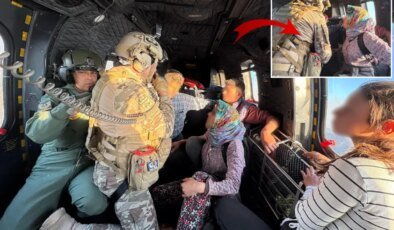 Mehmetçik, alevlerin sardığı köyde mahsur kalan aileyi kurtardı