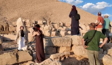 Nemrut Dağı Ziyaretçi Rekoru Kırdı