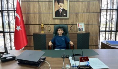 Öğrenci Ömer Sedat Güler, Kaymakam Altınpınar’ı Ziyaret Etti