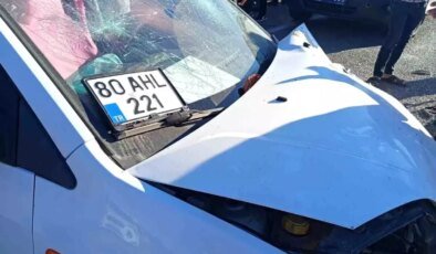 Osmaniye’de Otomobil ile Motosiklet Çarpıştı: 2 Yaralı