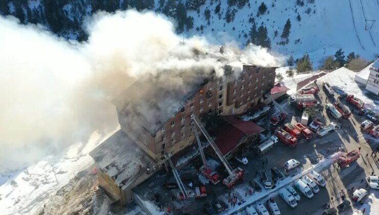 Otel faciasında hayatta kalan 19 yaşındaki gencin söyledikleri yürek yaktı: Banyoda ölümü bekledik