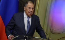 Sergey Lavrov: Donald Trump baskı altında