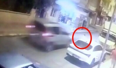 Siirt’te Yola Fırlayan Çocuğa Otomobil Çarptı