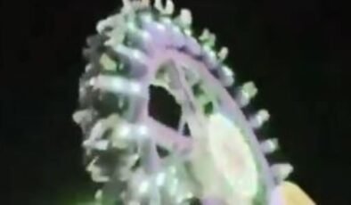 Suudi Arabistan’da lunaparktaki eğlence aracı yere çakıldı: O anlar böyle kaydedildi!