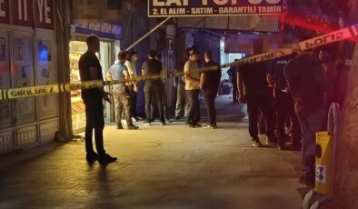 Tartıştığı eşini başından silahla vurarak öldürdü