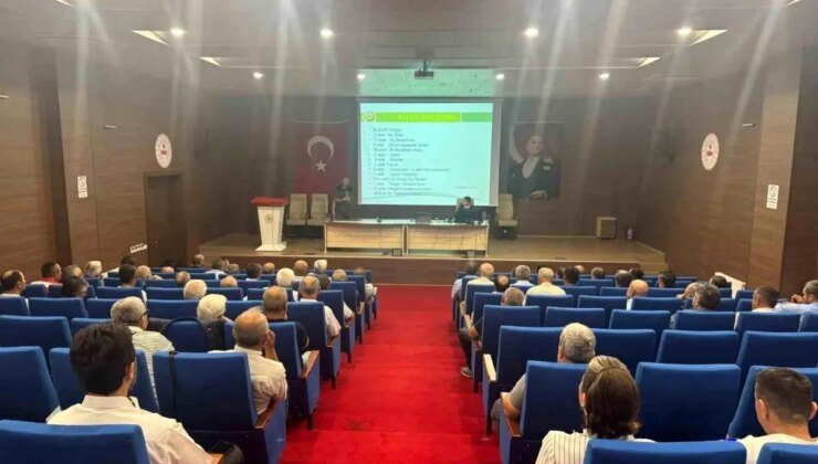 Tavşanlı’da Muhtarlara ve Biçerdöver Sahiplerine Yangınla Mücadele Eğitimi Verildi