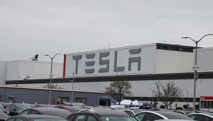 Tesla’dan ucuz otomobil hamlesi! Fiyatı ve özellikleri belli oldu