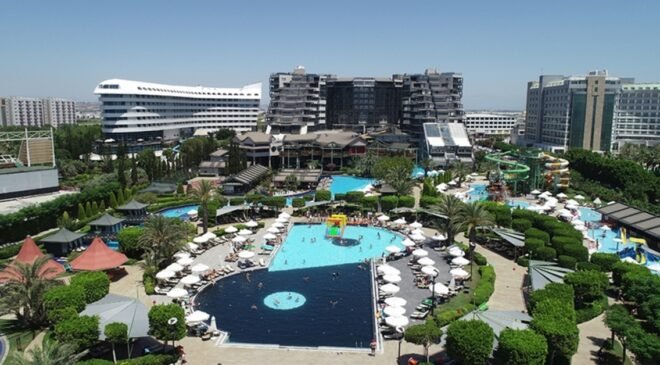 Turizmde ‘haftalık tatil kararı’ ne getirecek?