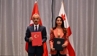 Türkiye-Gürcistan arasında 5 milyar dolarlık ticaret hacmi hedefi