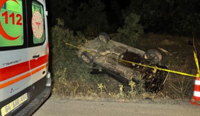 Uşak’ta otomobil şarampole devrildi: 1 ölü, 2 yaralı