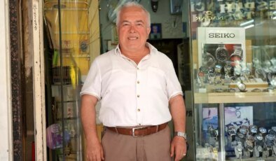 Usta Saatçi Üsame Çolak: ‘Gençler Ayakta Durabilecek Meslek Öğrenmeli’
