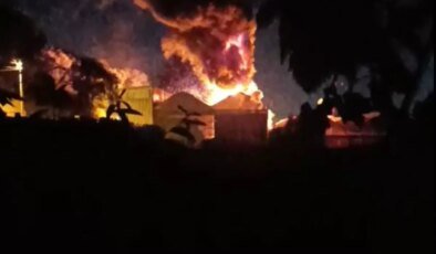 Yalova’da Tarım İşletmesinde Yangın: 2 İtfaiye Elemanı Yaralandı