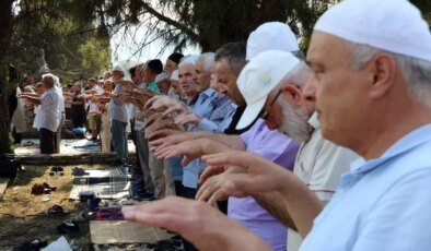 Yangınların 1 haftadır sürdüğü Karabük’te halk yağmur duasına çıktı