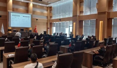 Yeşilay’dan Kilis Belediyesi Personeline Bağımlılıkla Mücadele Eğitimi