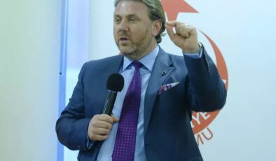 Yiğit Bulut hastaneye kaldırıldı! Durumu kritik