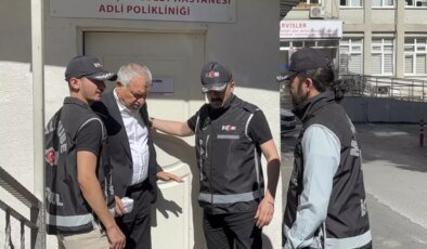 Zeydan Karalar, "ihalelerdeki hak ediş için 4 milyon 550 bin lira verildiği" iddiasını kabul etmedi