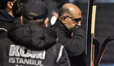 Aziz İhsan Aktaş: Vekiller, genel başkan yardımcıları, acaba kaçacaklar mı