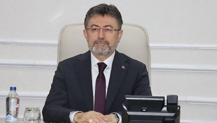 Bakan Yumaklı, devam eden yangınlara ilişkin son durumu paylaştı