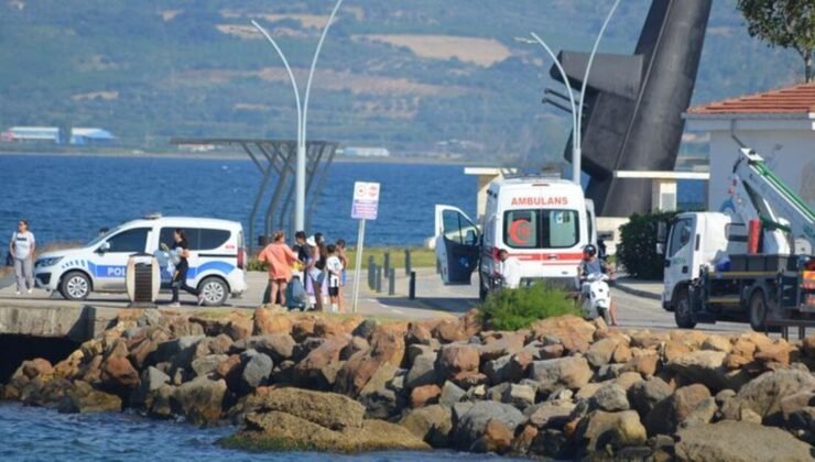 Çanakkale’de iskeleden düşen genç boğulma tehlikesi geçirdi