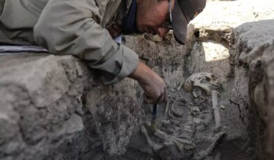 Çatalhöyük’te 9 bin yıllık sır çözülüyor! ‘Ölüler evi’ bulundu