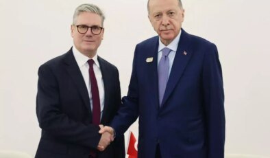 Cumhurbaşkanı Erdoğan, İngiltere Başbakanı Starmer ile görüştü